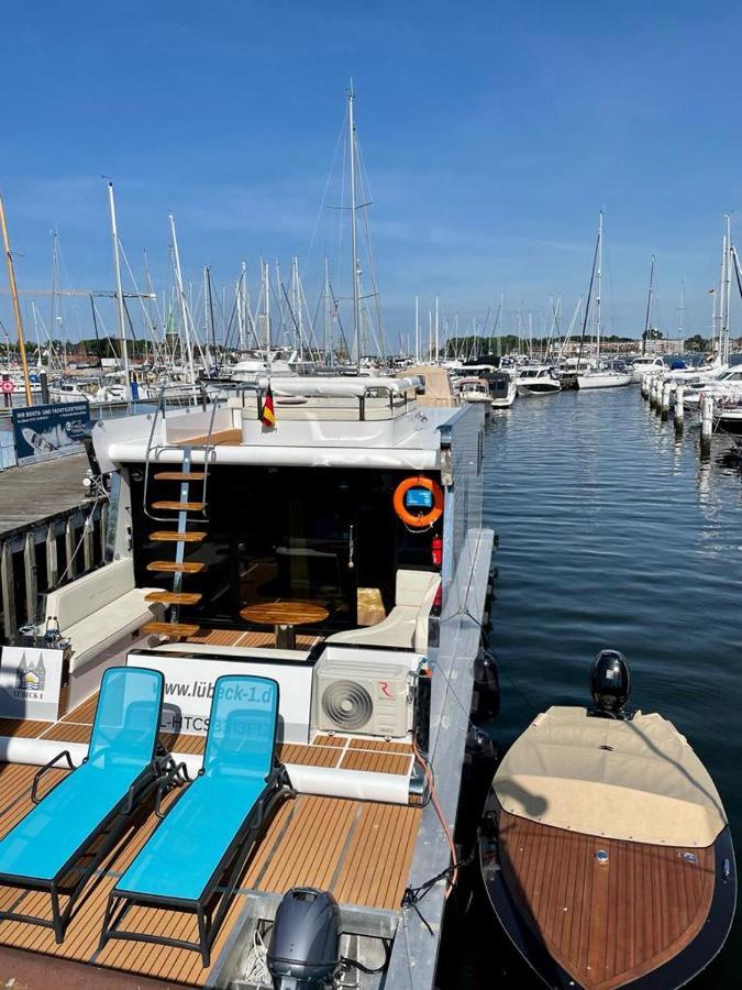 Hotel Hausboot mit Traumlage in Travemünde Lubeca Exterior foto