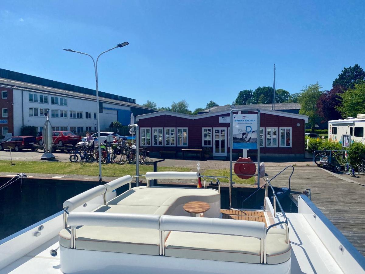 Hotel Hausboot mit Traumlage in Travemünde Lubeca Exterior foto